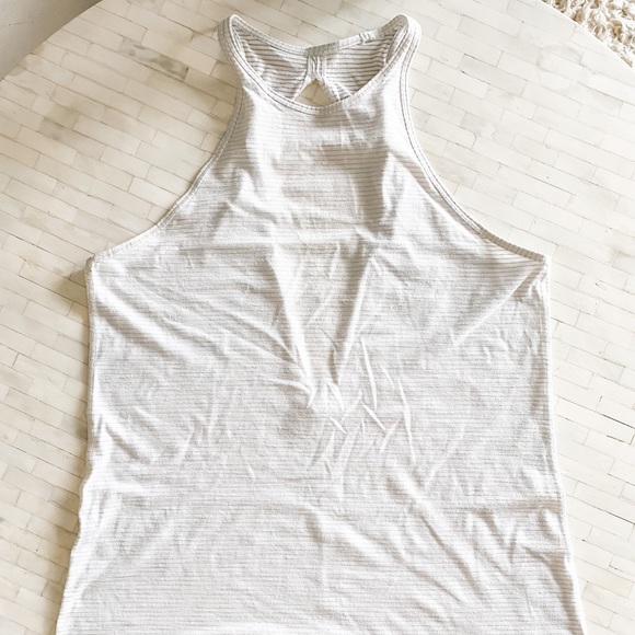 lululemon athletica Tops - Lululemon Trapeze Twist Tank*Silverescent